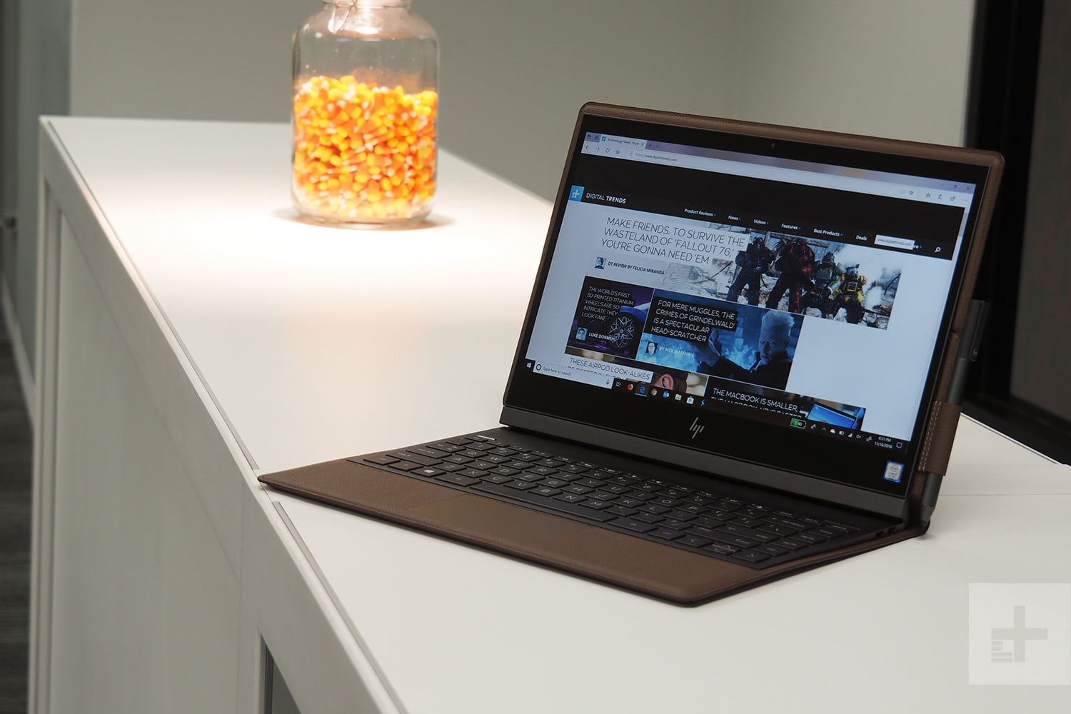 HP Spectre Folio review